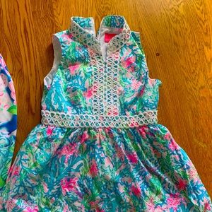 Girl's lily dress gently used.